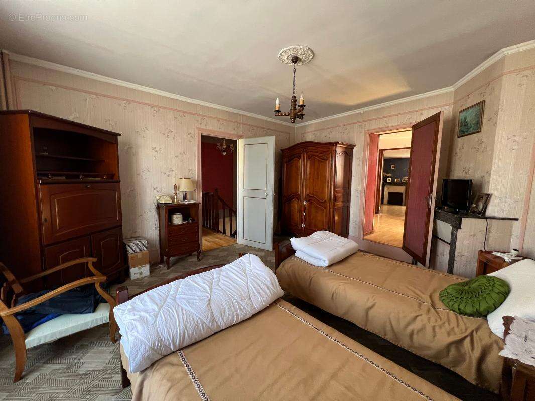 Maison à FERRIERES-EN-BRIE