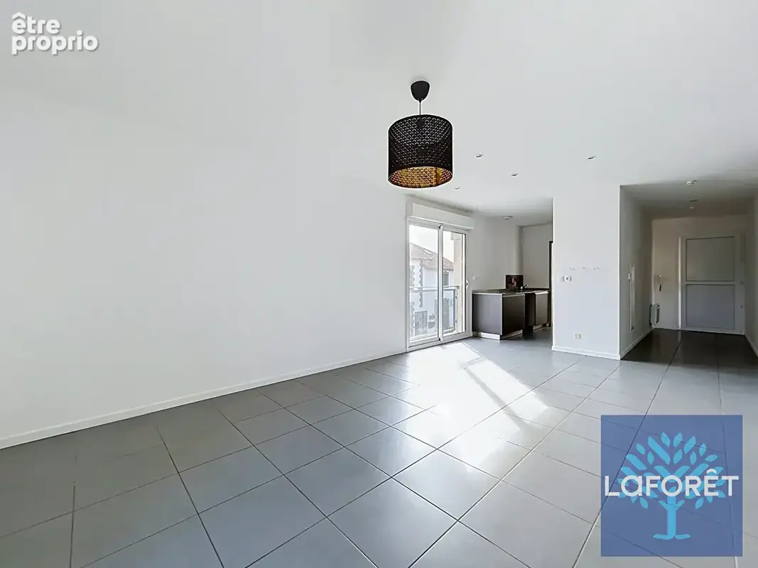 Appartement 3 pièces 68,18 m² + Garage + 2 places de parking + Balcon - photo 6