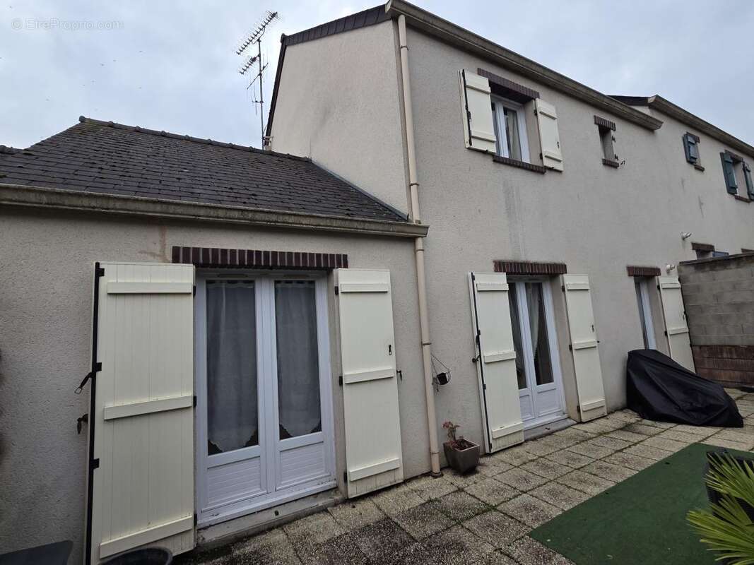 Maison à CHATEAU-GONTIER