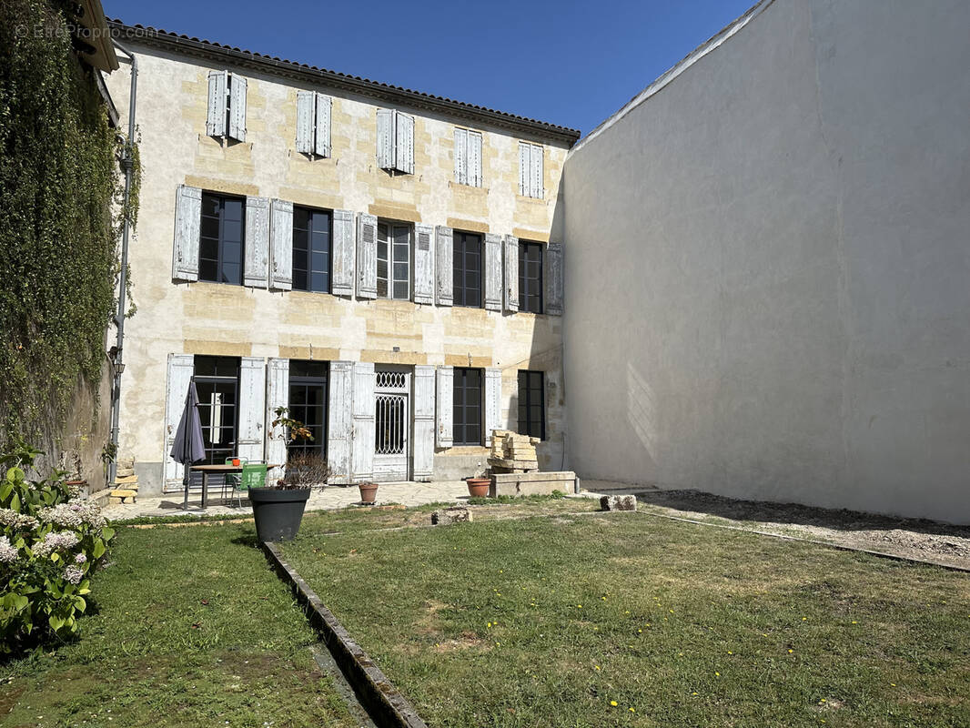 Maison à MARMANDE