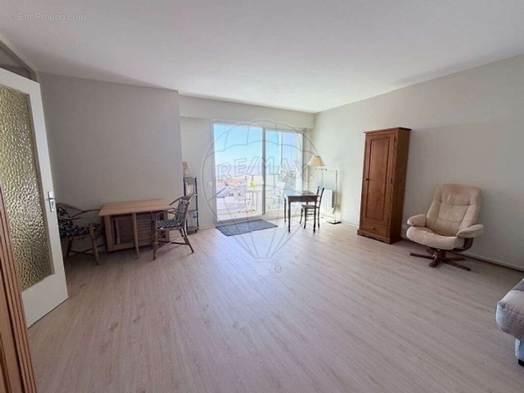 Appartement à VAUX-SUR-MER