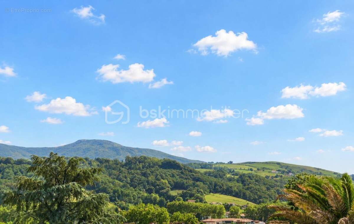 Maison avec vue montagnes - Proche centre-ville à pied - photo 2