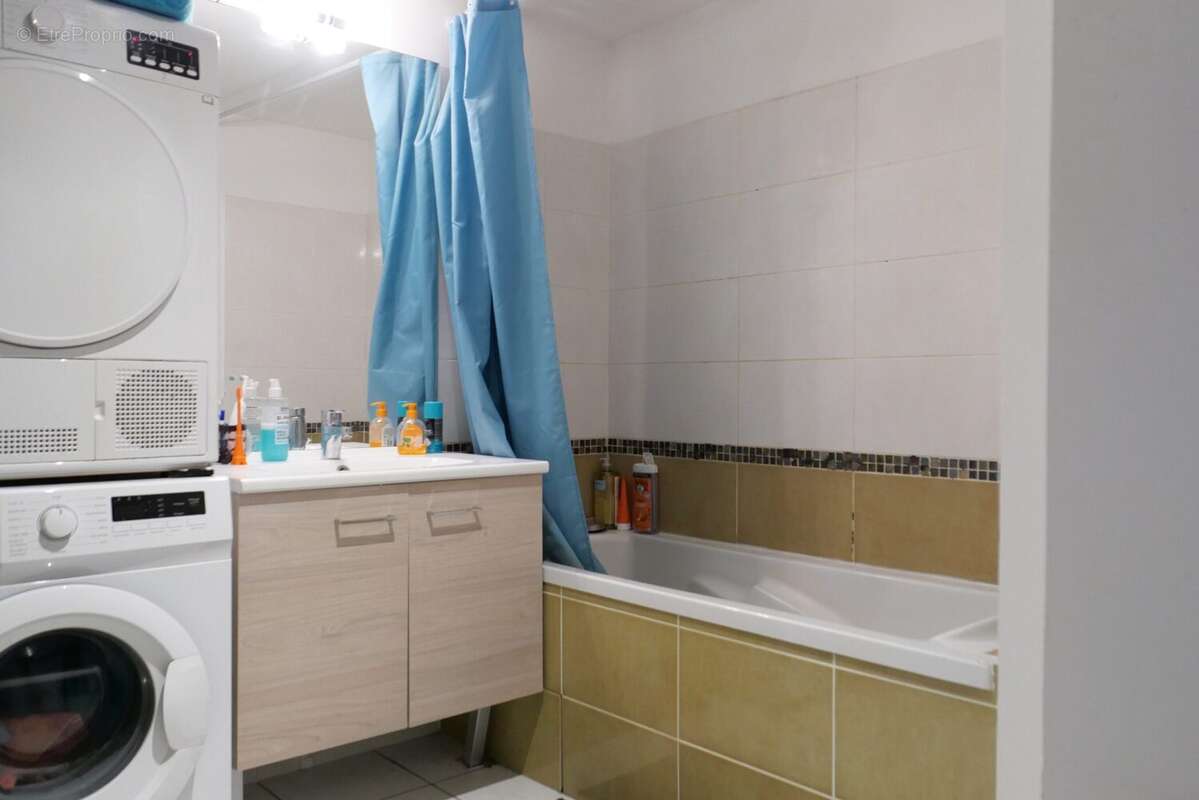 Appartement à LYON-9E