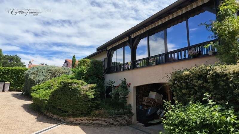 Maison à CHAPONOST
