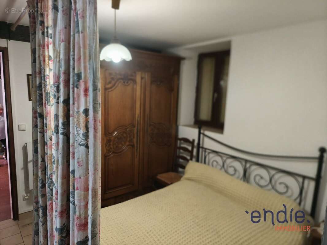 Maison 3 pièces ( 52 m² ) à vendre à MURAT - photo 4