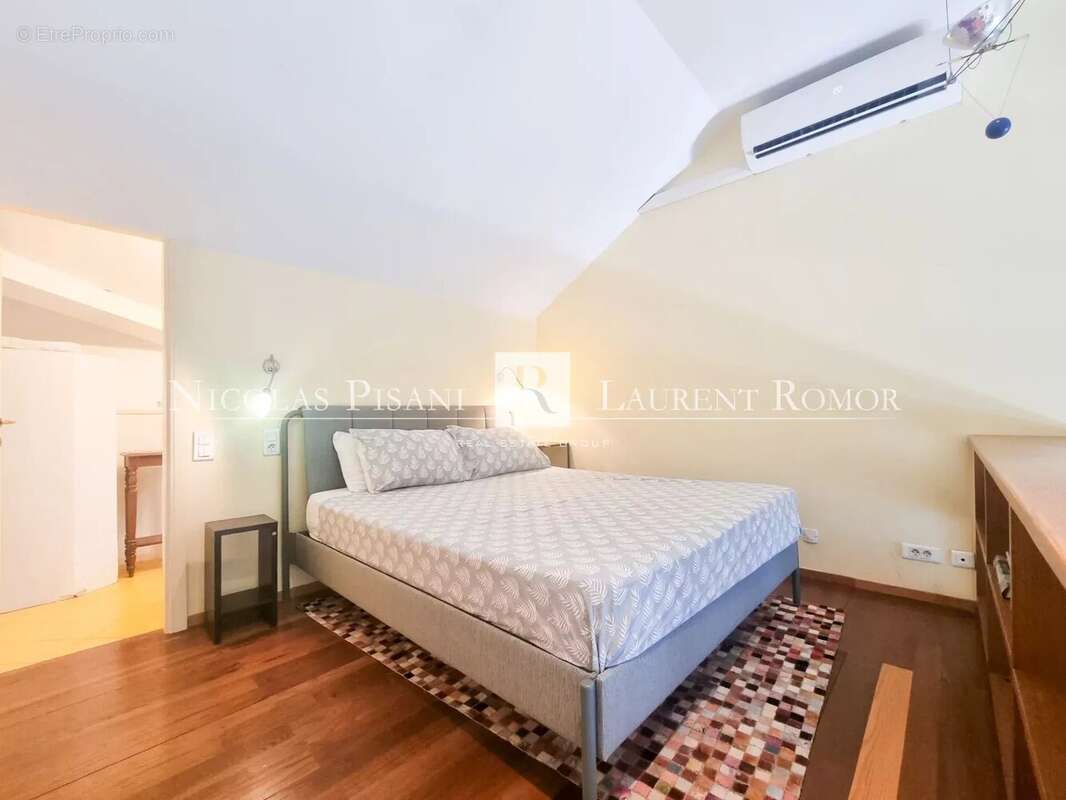 Appartement à VILLEFRANCHE-SUR-MER