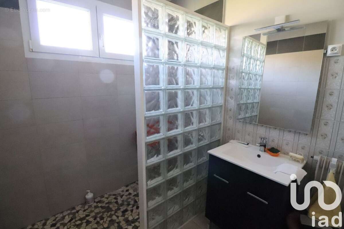 Photo 7 - Maison à MONTGUYON