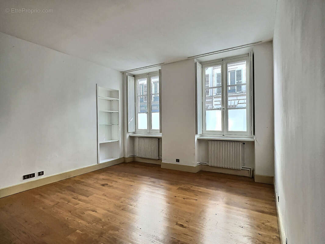 Appartement à PARIS-6E