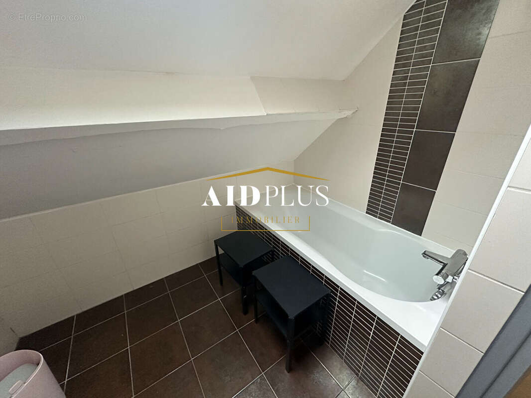 Maison à SAINT-LEU-LA-FORET