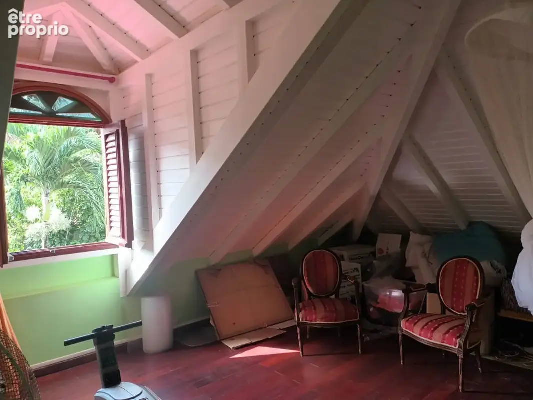 DESHAIES, Villa plage à pied, 2 bungalow, garage et piscine, sur 1 965 m² de terrain arboré - photo 42
