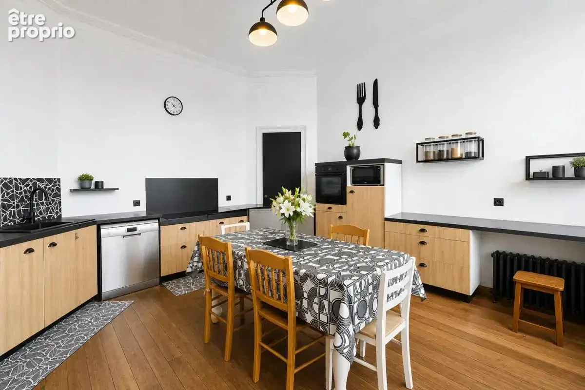 Maison de maître de 11 pièces de 350 m² à Fourmies - photo 12