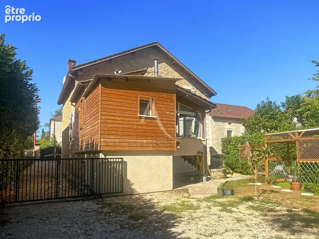 Maison de Maître 5 chambres - photo 11
