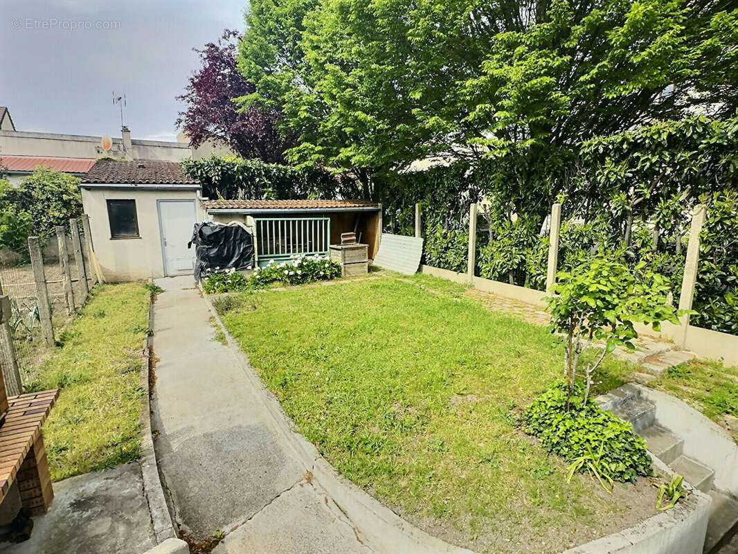 Maison à IVRY-SUR-SEINE