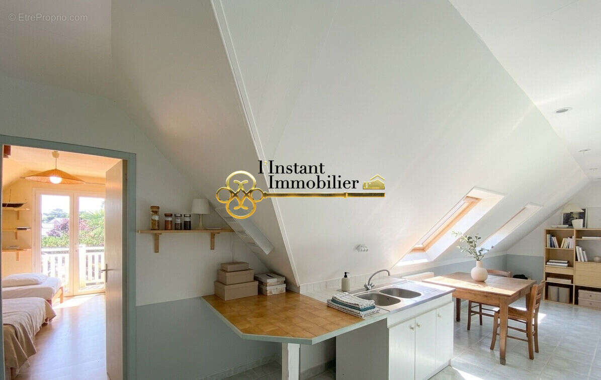 Maison Plougasnou 7 pièce(s) 170 m2 - photo 16