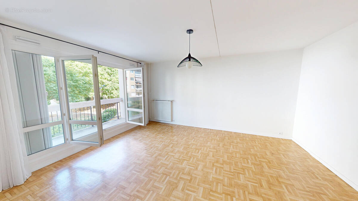 Appartement à TAVERNY