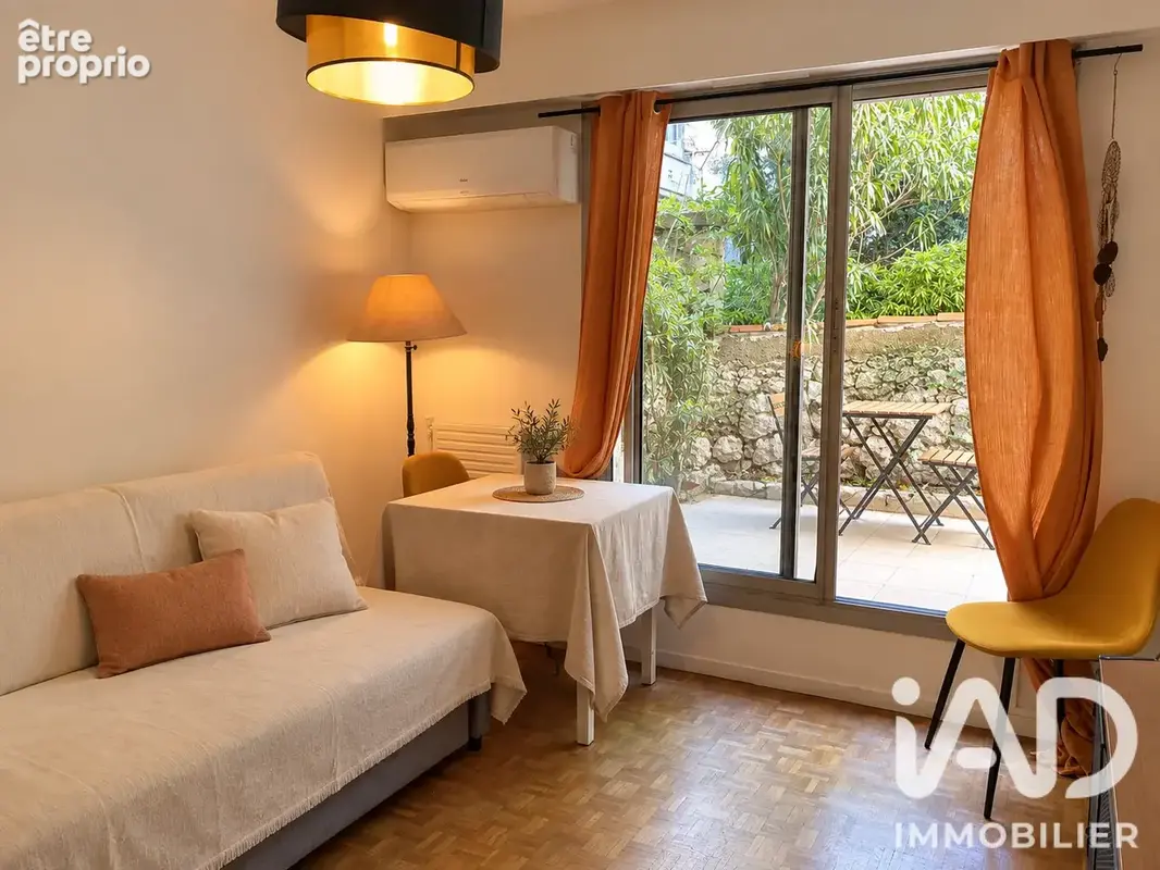Photo 1 - Appartement à MARSEILLE-8E