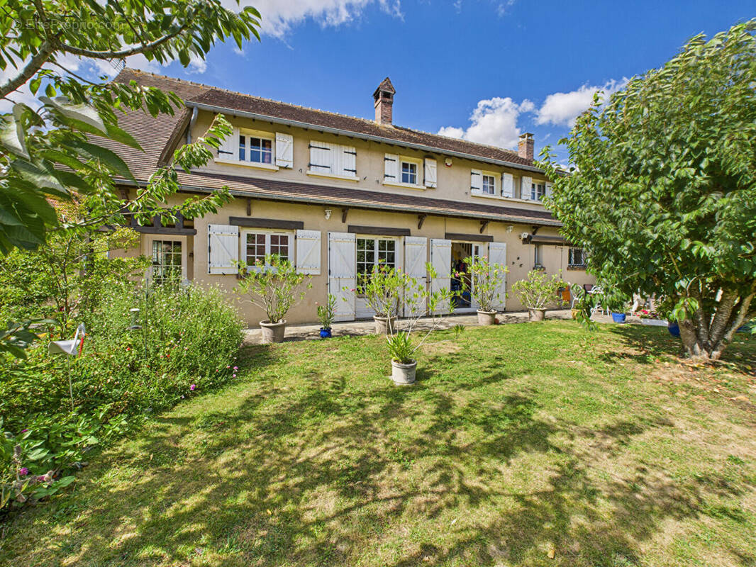 Maison à NOGENT-LE-ROI