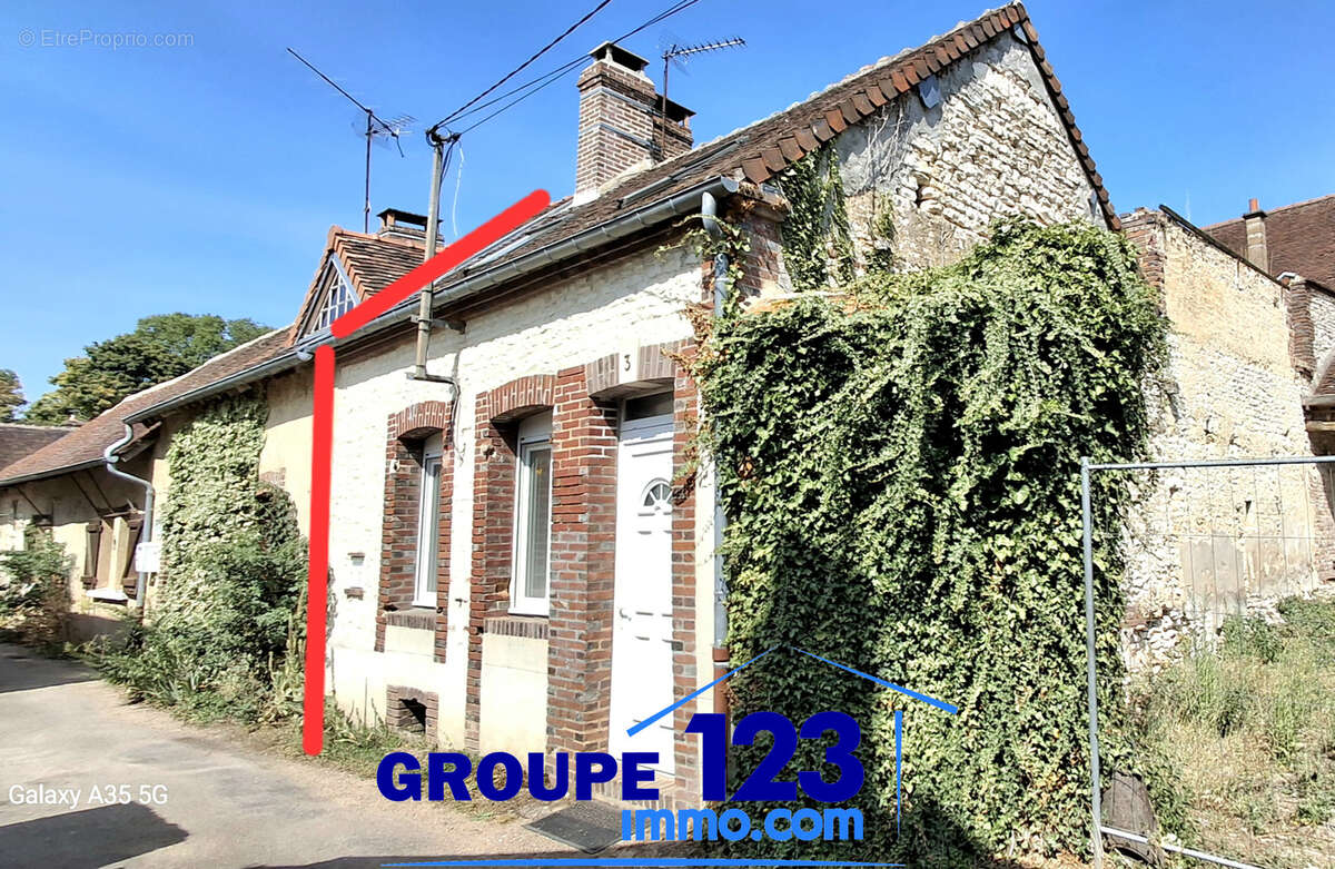 Maison à AILLANT-SUR-THOLON