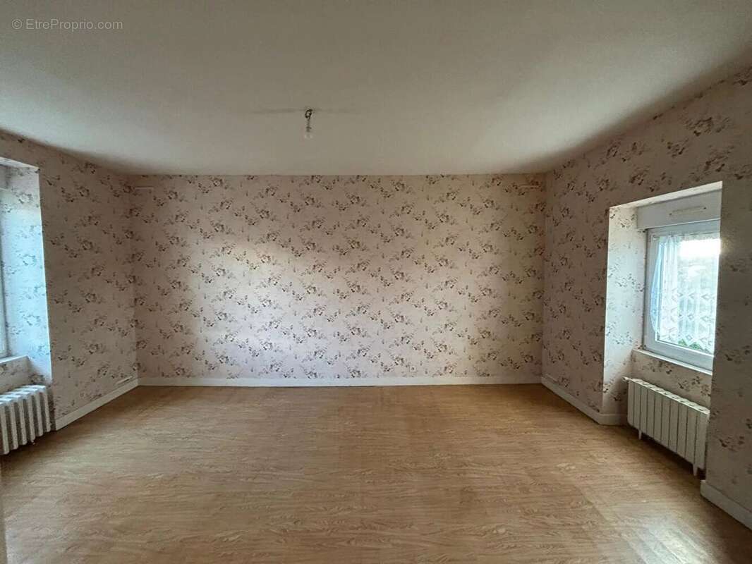 Maison à BOURG-BLANC