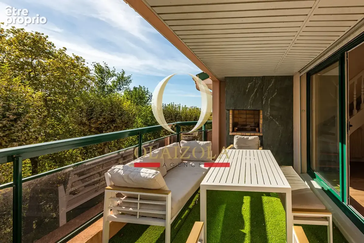 BIARRITZ / SAINT CHARLES - Appartement dernier étage avec vue dégagée - photo 5