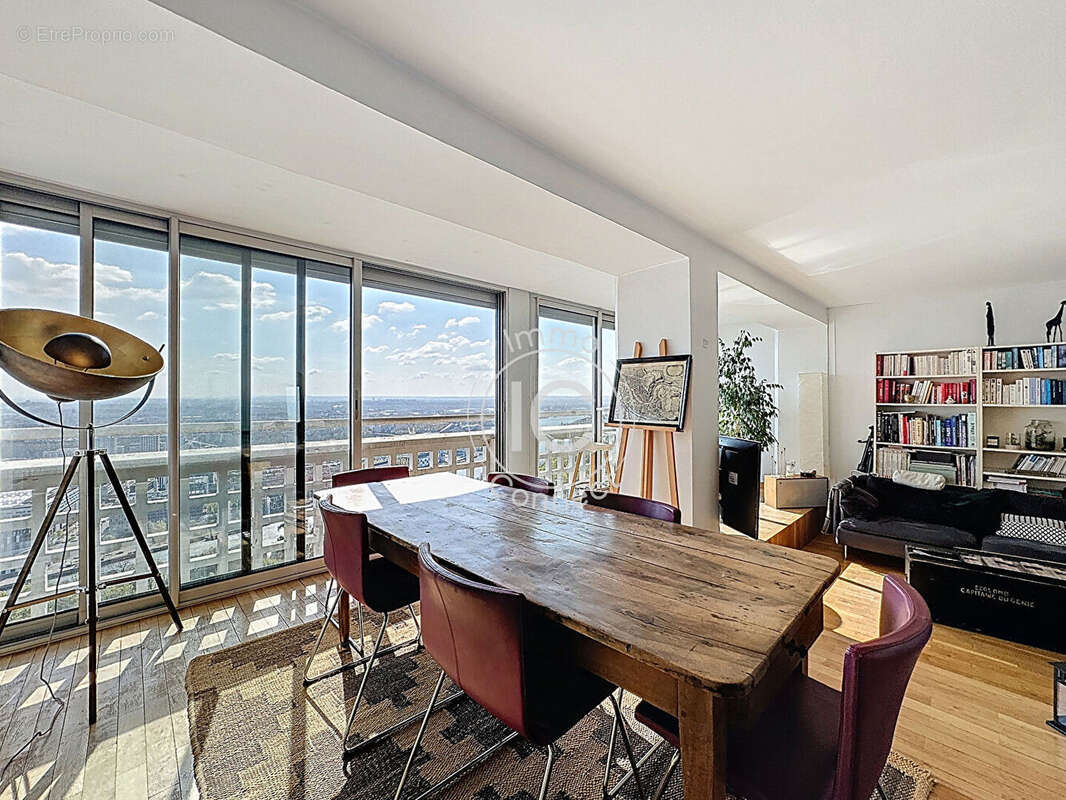 Appartement à SAINTE-FOY-LES-LYON