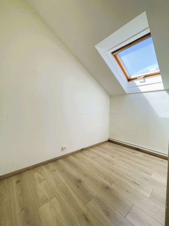 Maison individuelle et garage sur terrain clos - photo 20