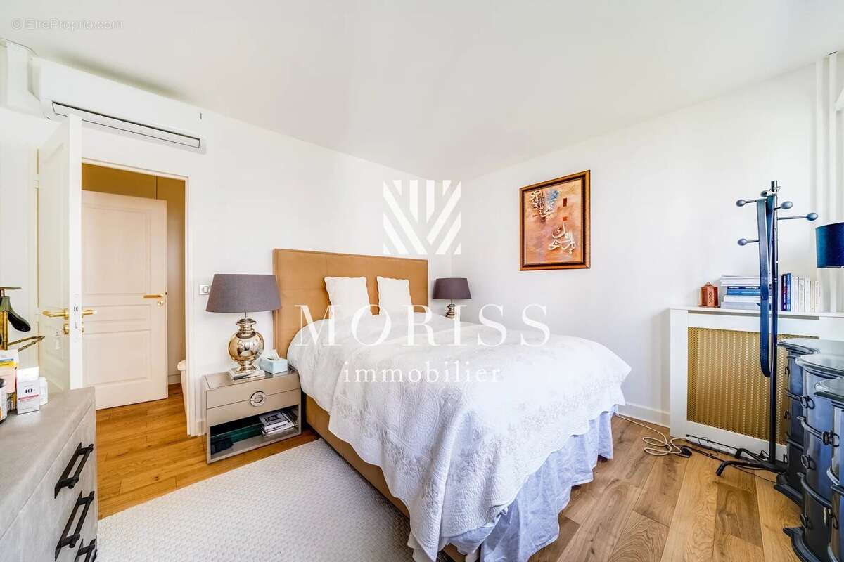Courbevoie – Appartement 4 pièces + 12 m² de balcon – Métro La Défense - photo 11