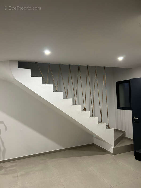 Maison à LA CALMETTE