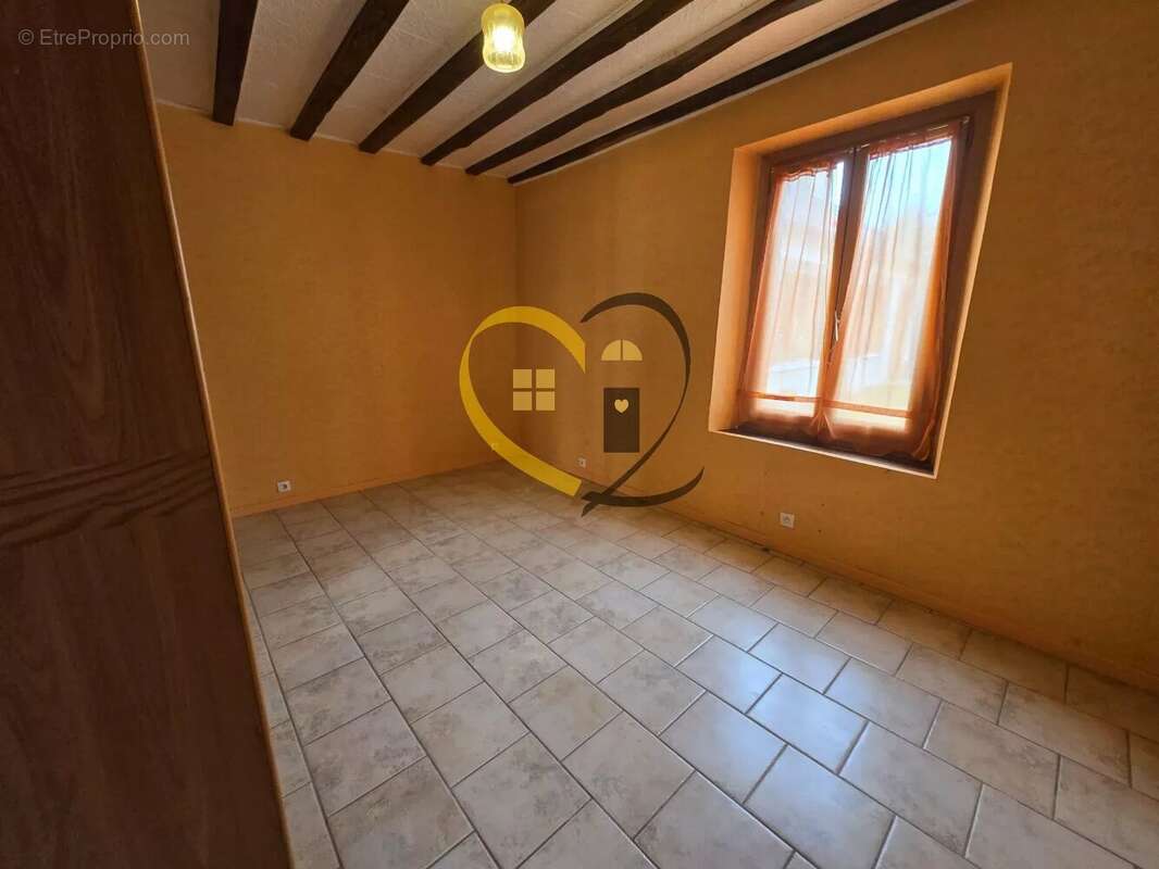 Maison à LA CHAPELOTTE