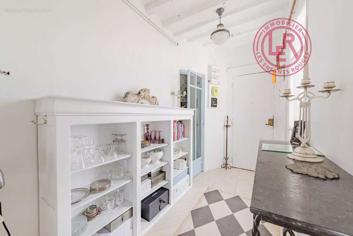 Appartement à PARIS-3E