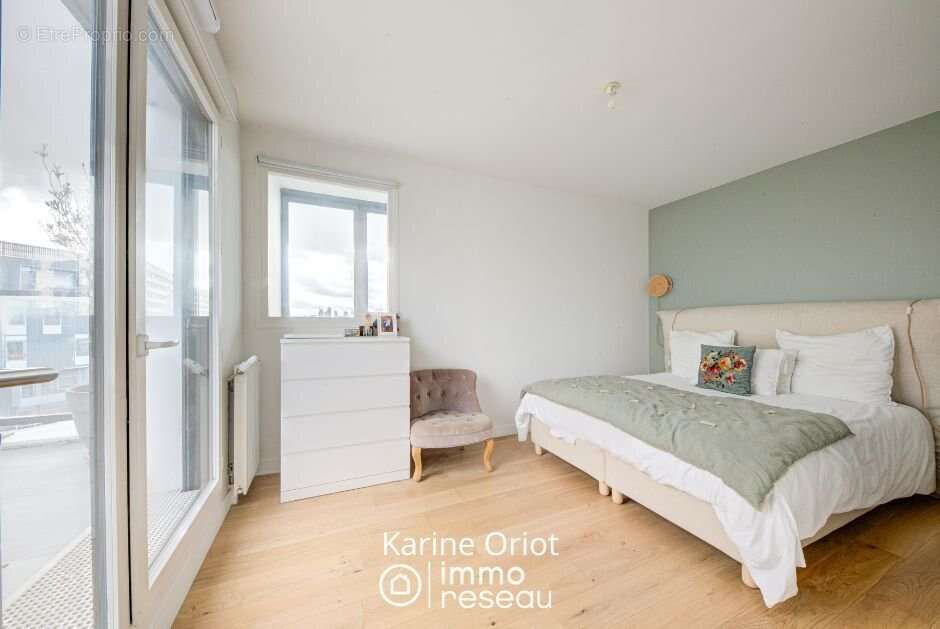 Appartement à GENNEVILLIERS