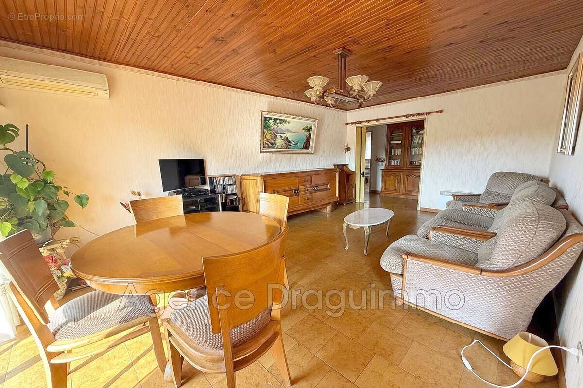 Appartement à DRAGUIGNAN