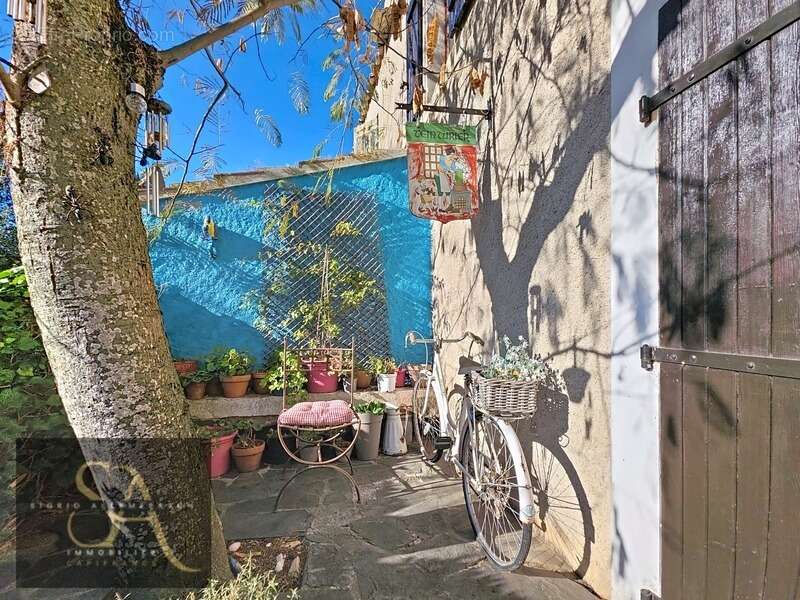 Maison à VILLARDONNEL