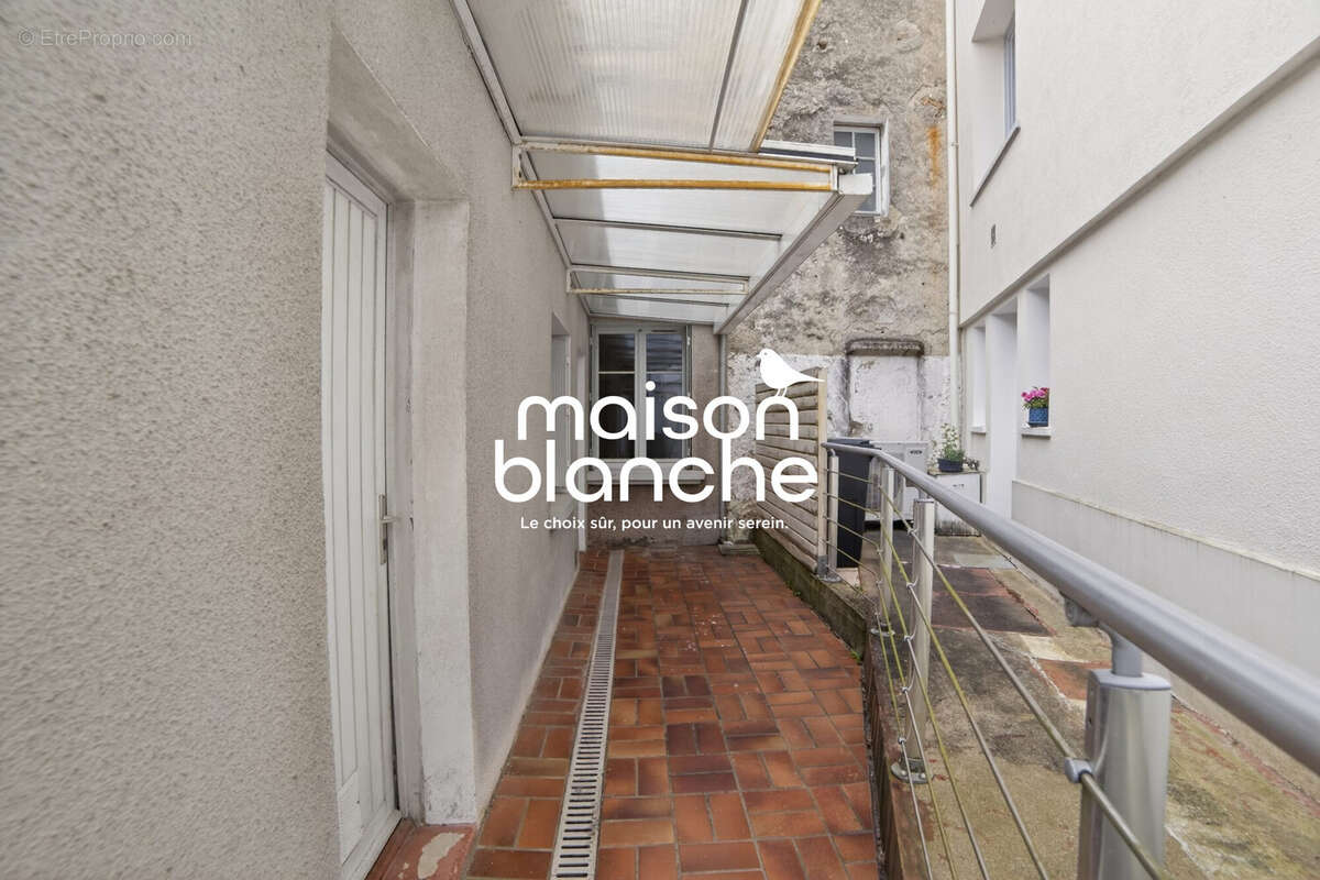 Maison 86 m² à Parthenay  - photo 7