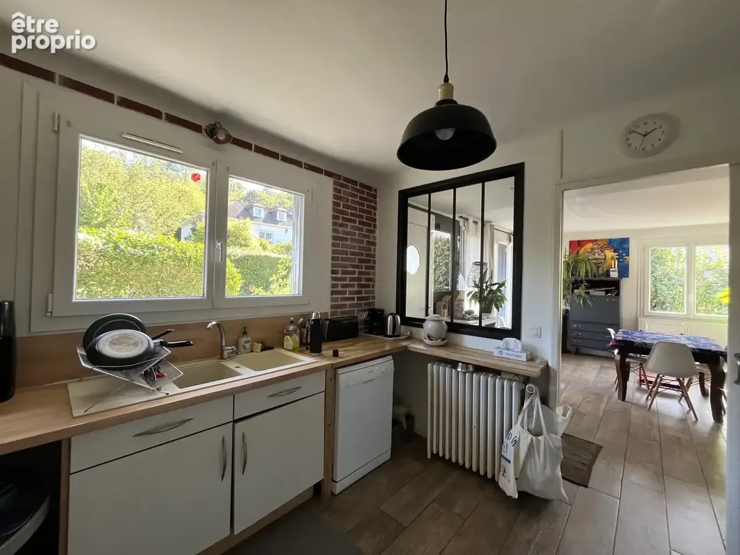 Honfleur - Maison familiale sur sous sol  - 108 m2 - 4 chambres dont 2 en accès de plain pied - Garage attenan - photo 8