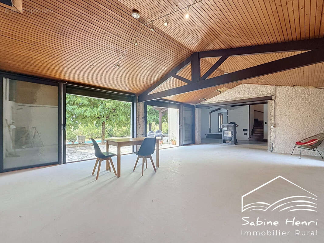 Maison 245 m² à Mirandol-Bourgnounac  - photo 7