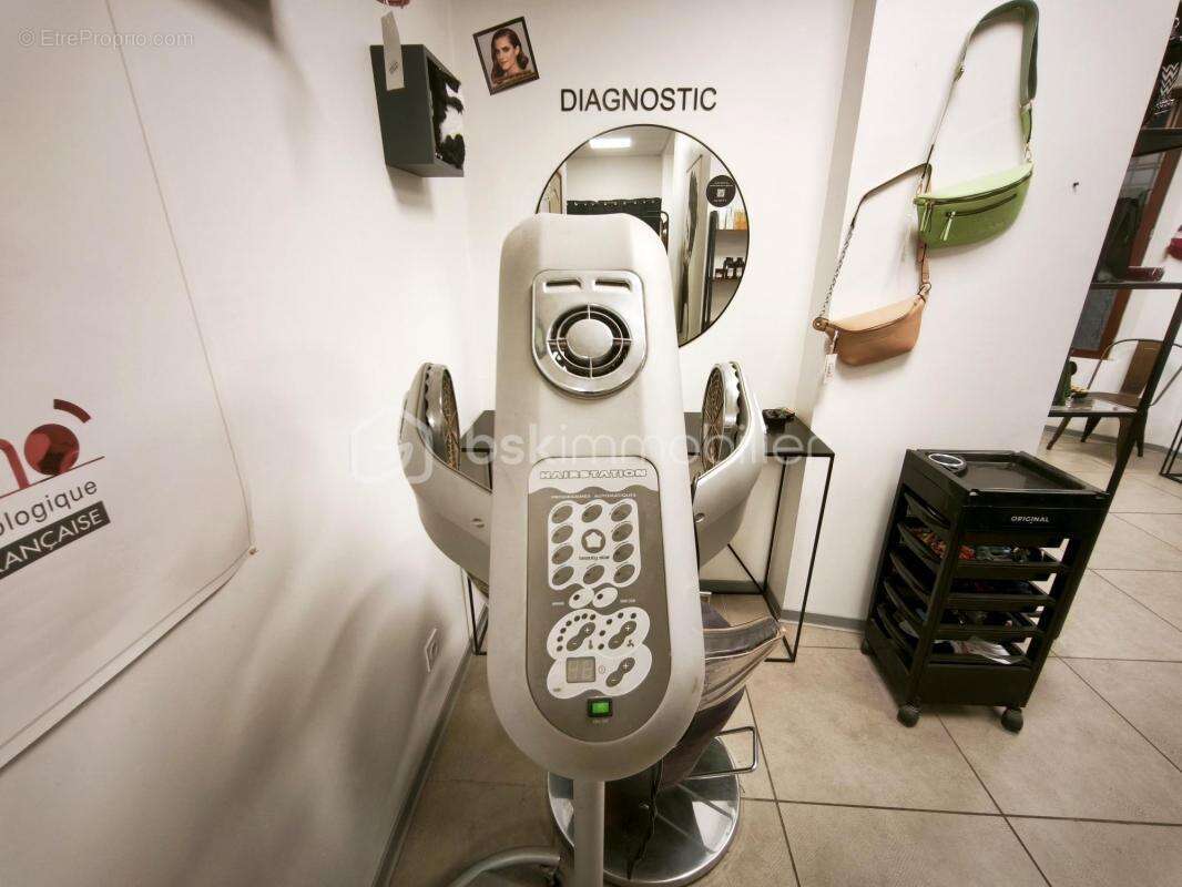 Commerce à LEZIGNAN-CORBIERES