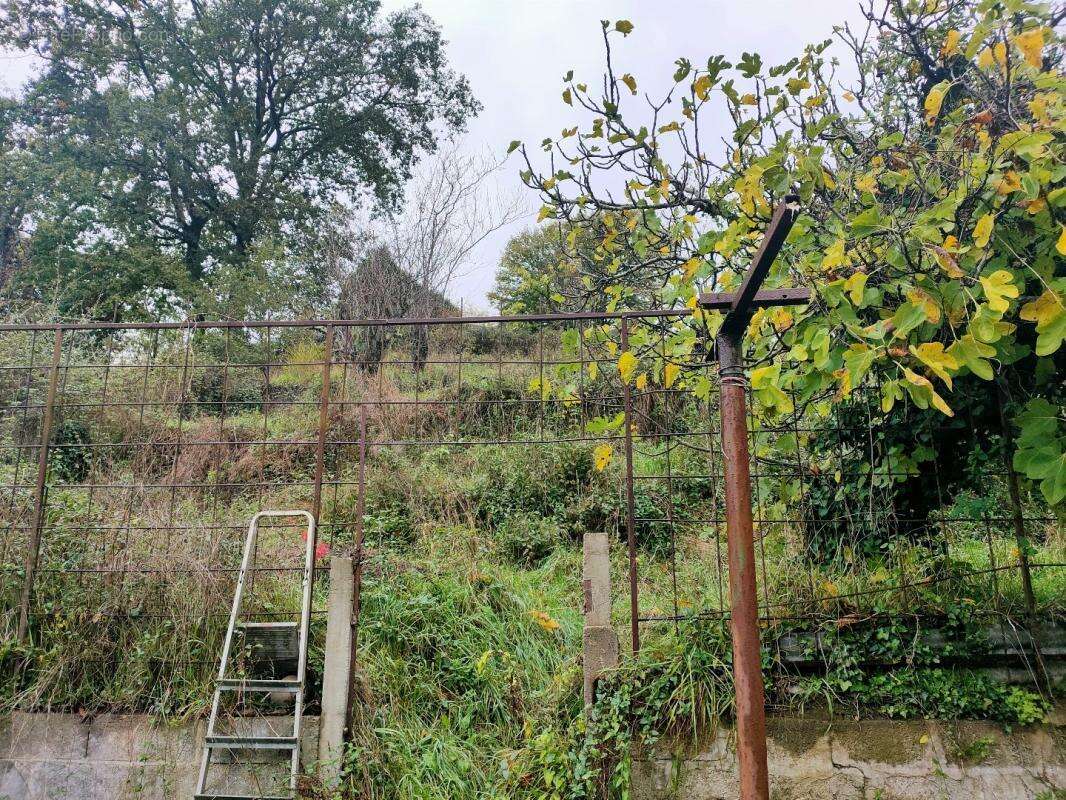 Appartement à BEAULIEU-SUR-DORDOGNE