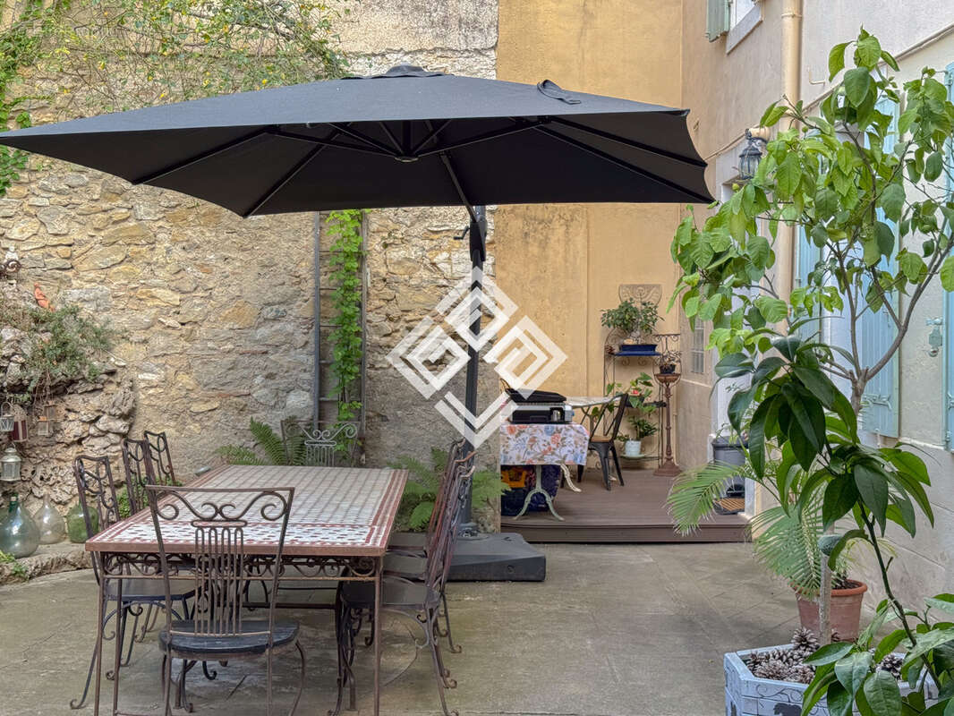 Maison de Maître restaurée avec élégance avec piscine - photo 51