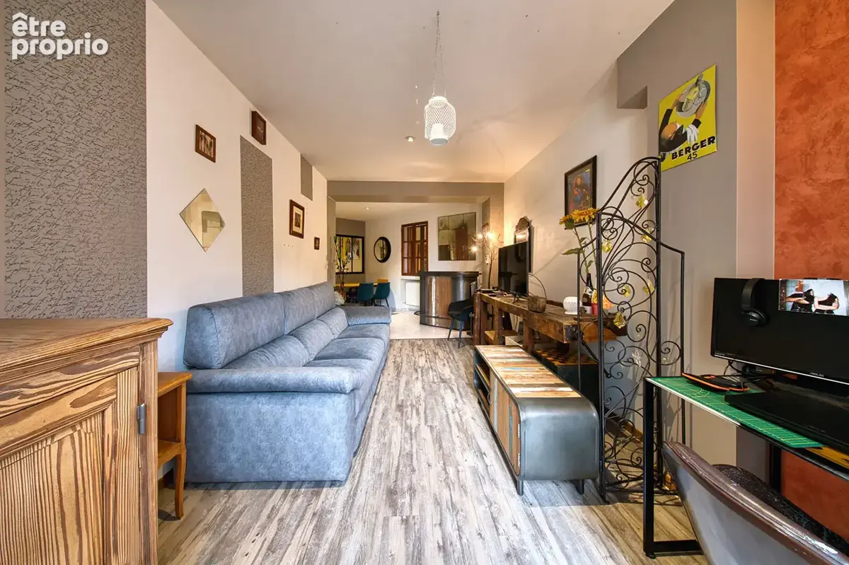 Nouveauté Lyon 3e : Charmant T2 traversant de 55 m² rue de Bonnel ! - photo 2