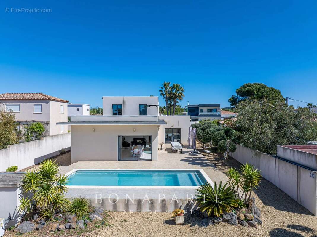 Maison à AGDE
