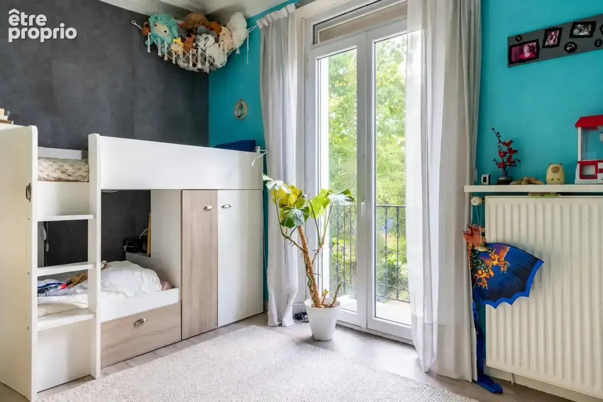 Maison de caractère de 145 m² avec jardin et sous-sol complet - photo 11