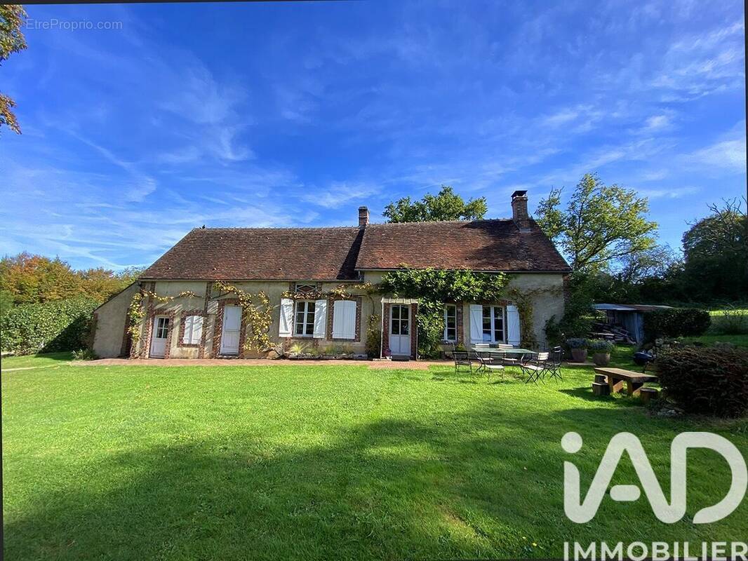 Photo 1 - Maison à MEZILLES