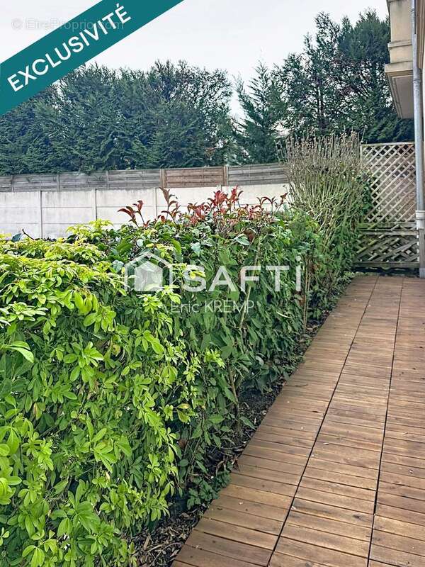 Photo 2 - Appartement à LAMORLAYE