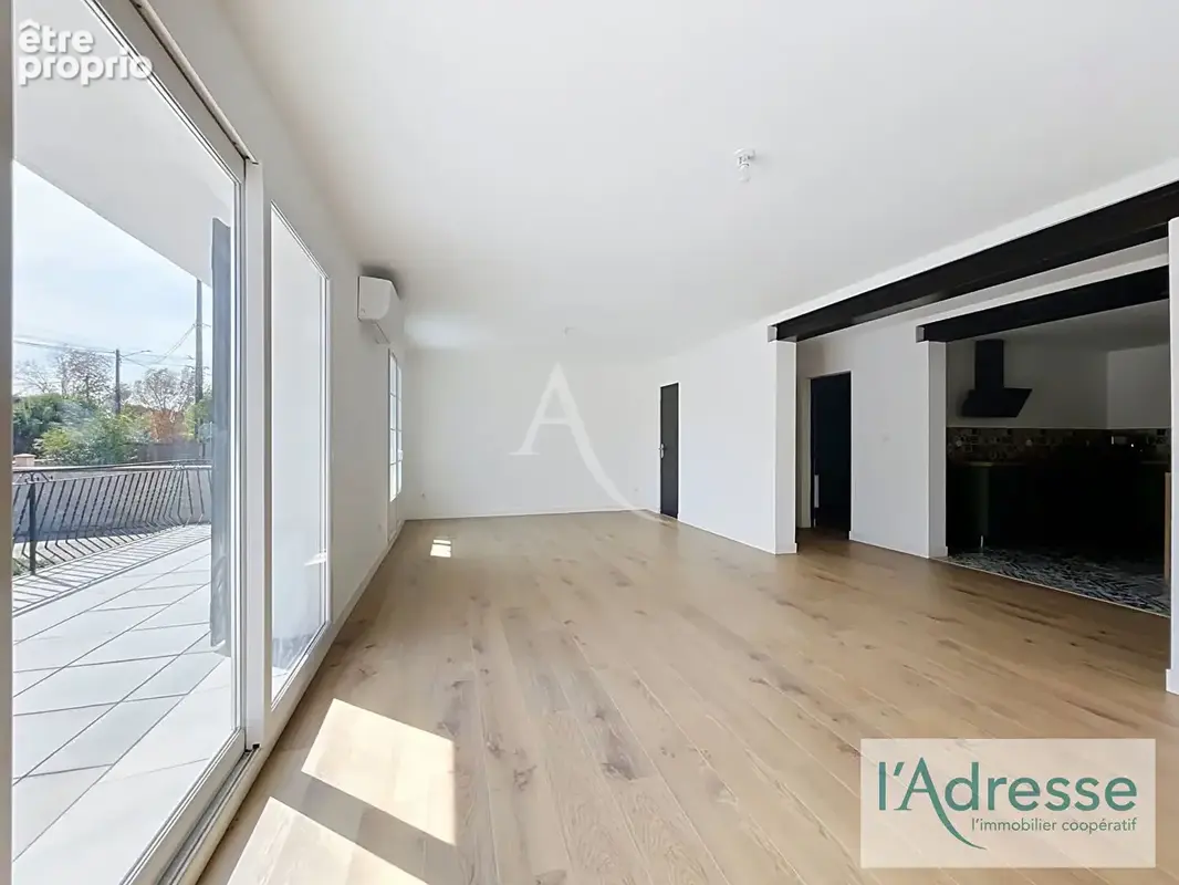 Appartement  4 pièce(s) 133 m2 - photo 3