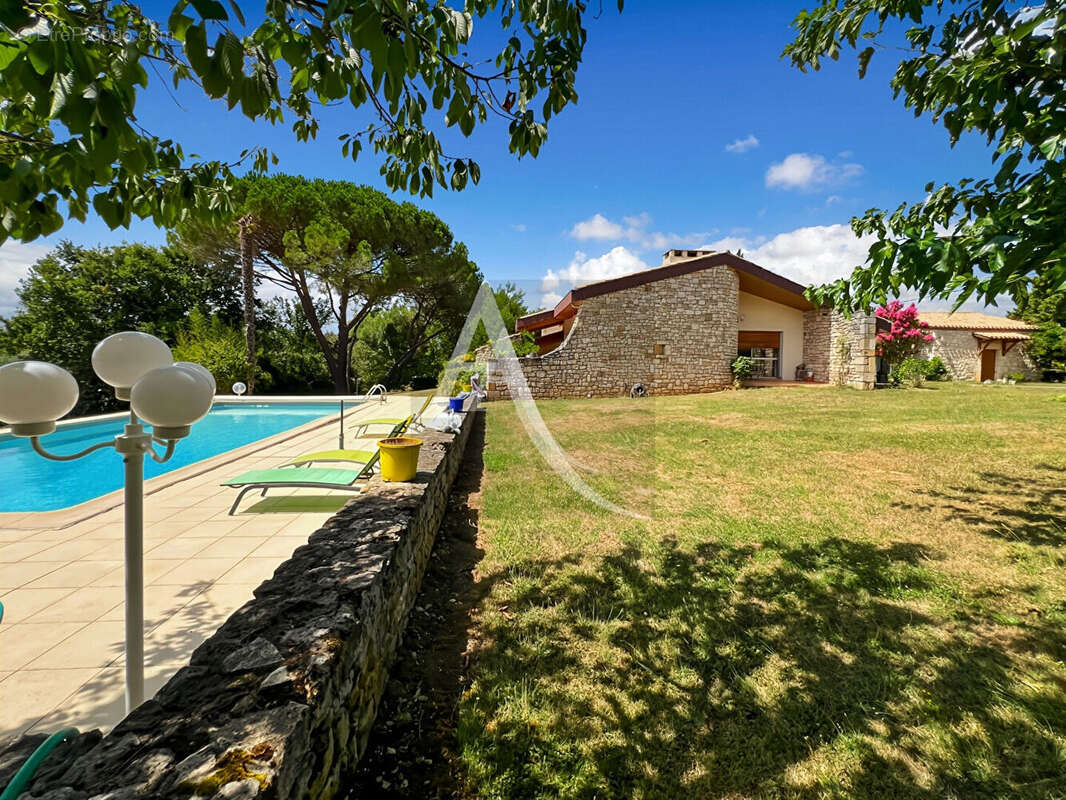 Maison à MONTAYRAL