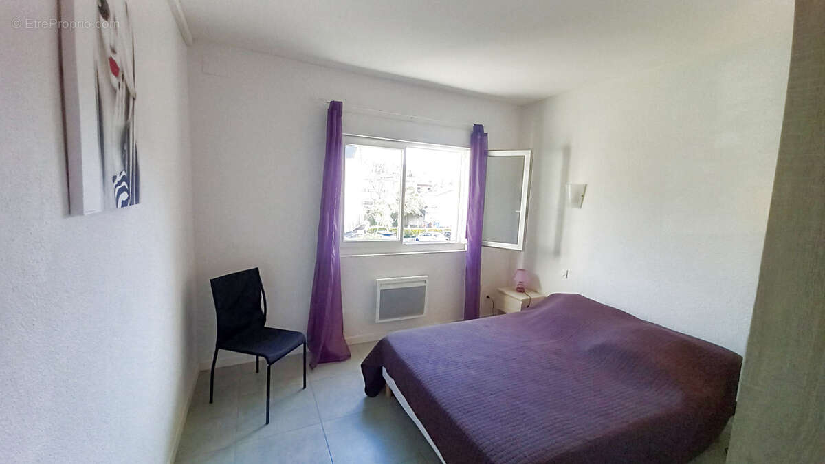 Appartement à LAMALOU-LES-BAINS