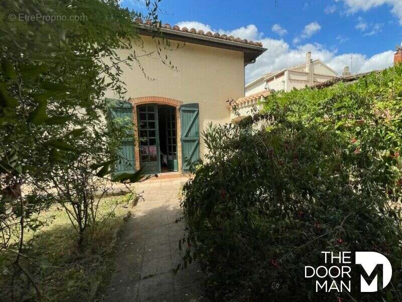 Maison à BEAUMONT-DE-LOMAGNE