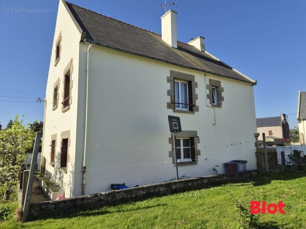 Maison à PLEURTUIT