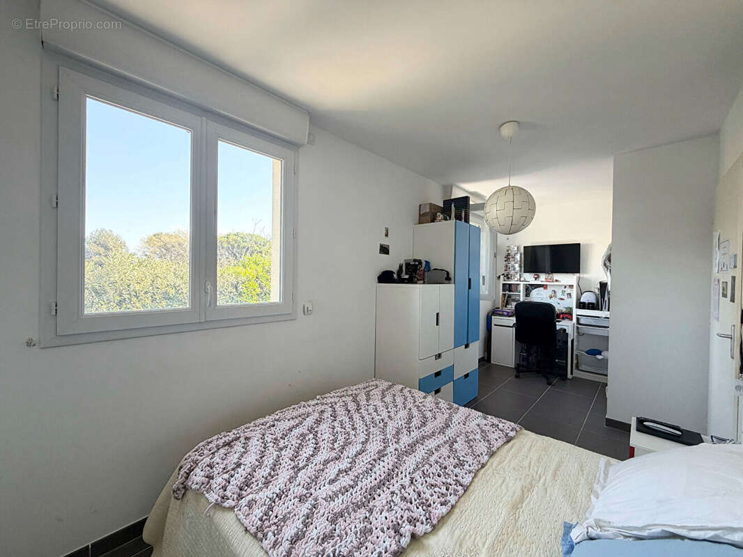 Maison à CHATEAUNEUF-LES-MARTIGUES